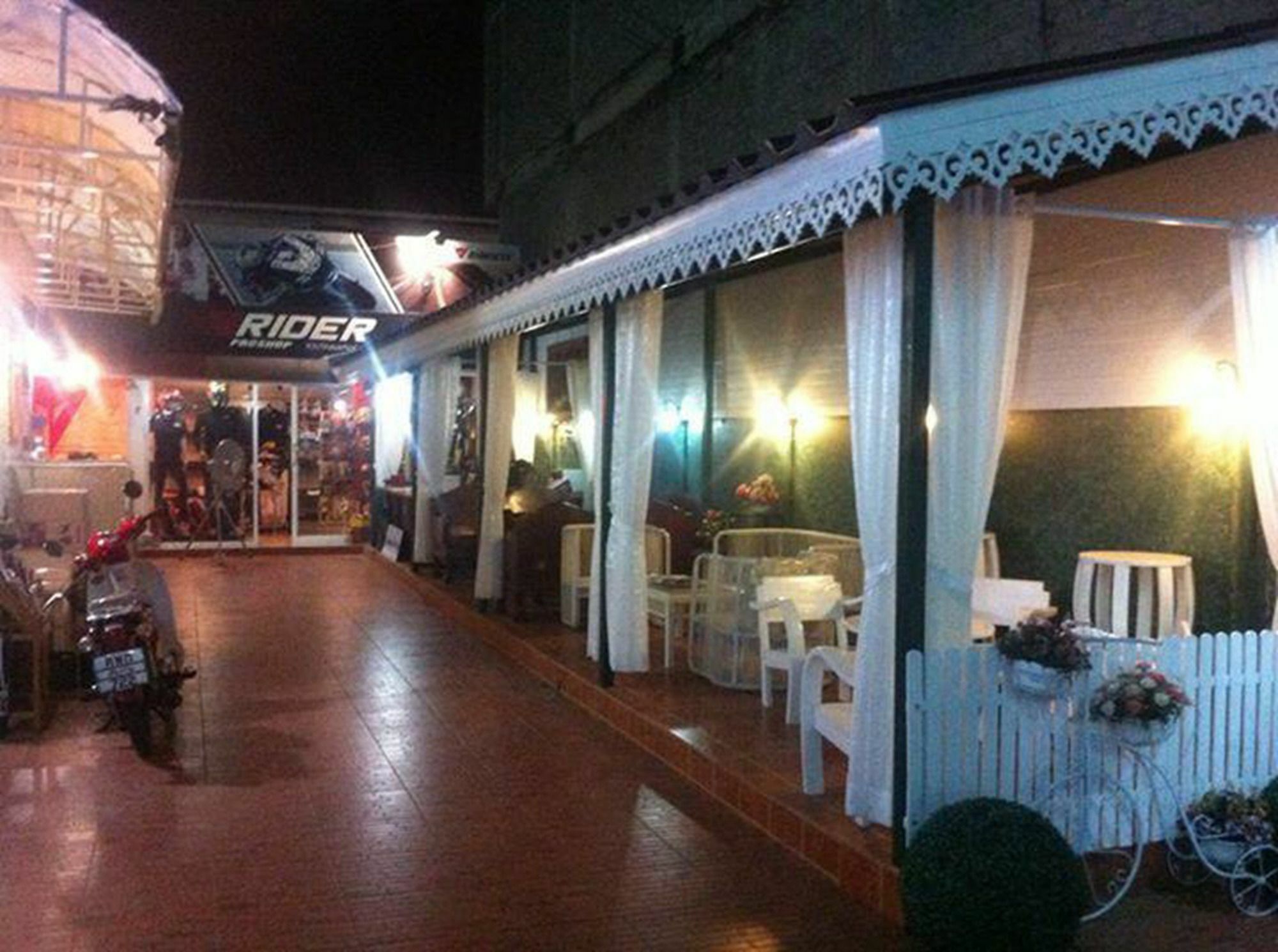 Hotel Khunnai House Chiang Mai Esterno foto