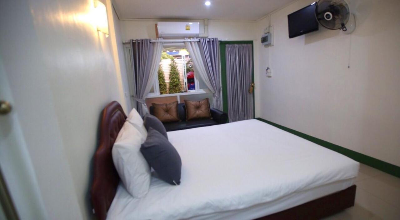 Hotel Khunnai House Chiang Mai Esterno foto
